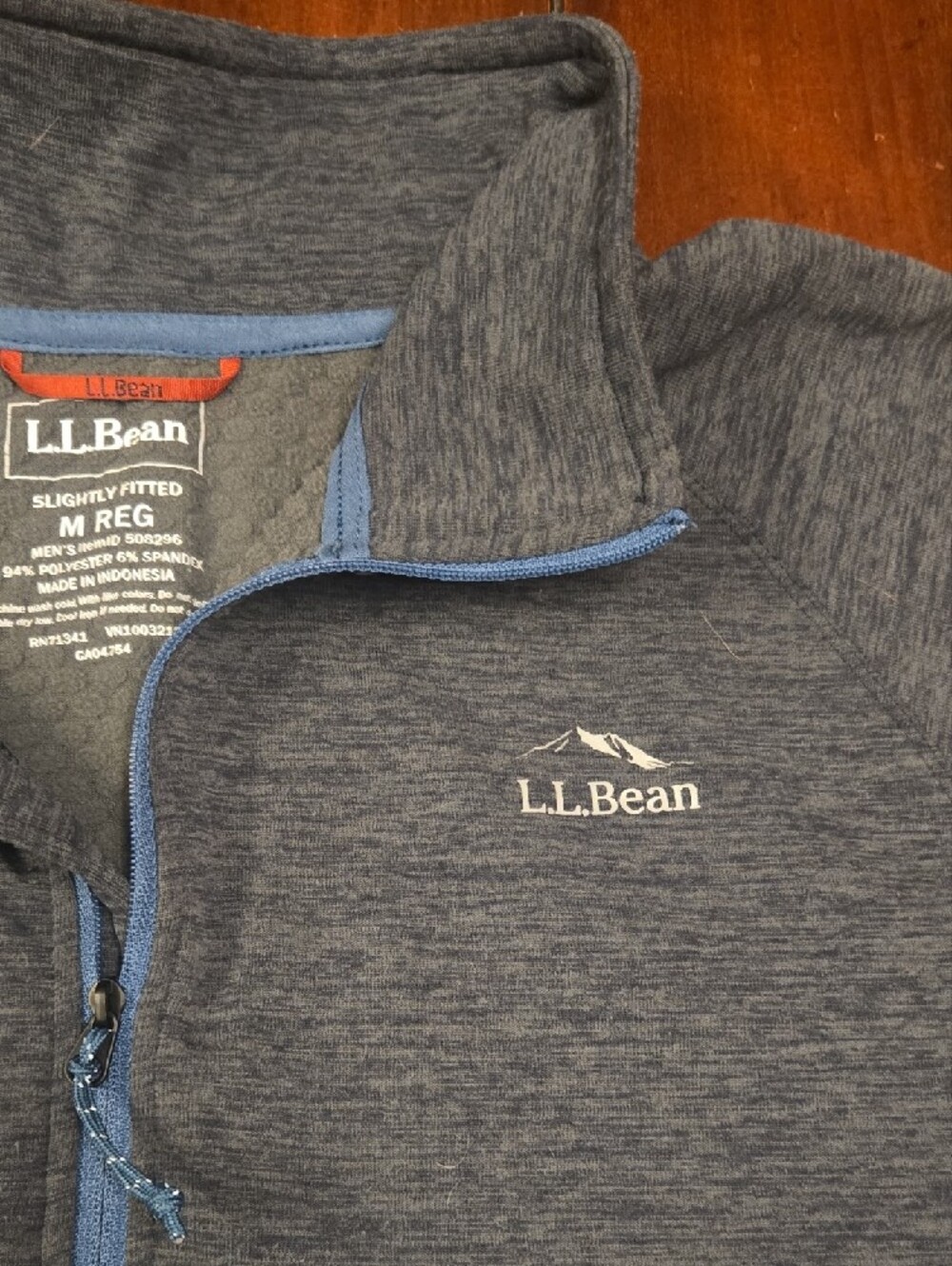L.L. Bean Men’s Quarter-Zip Pullover - Heather Charcoal with Blue Zip - Picture 3 of 6
